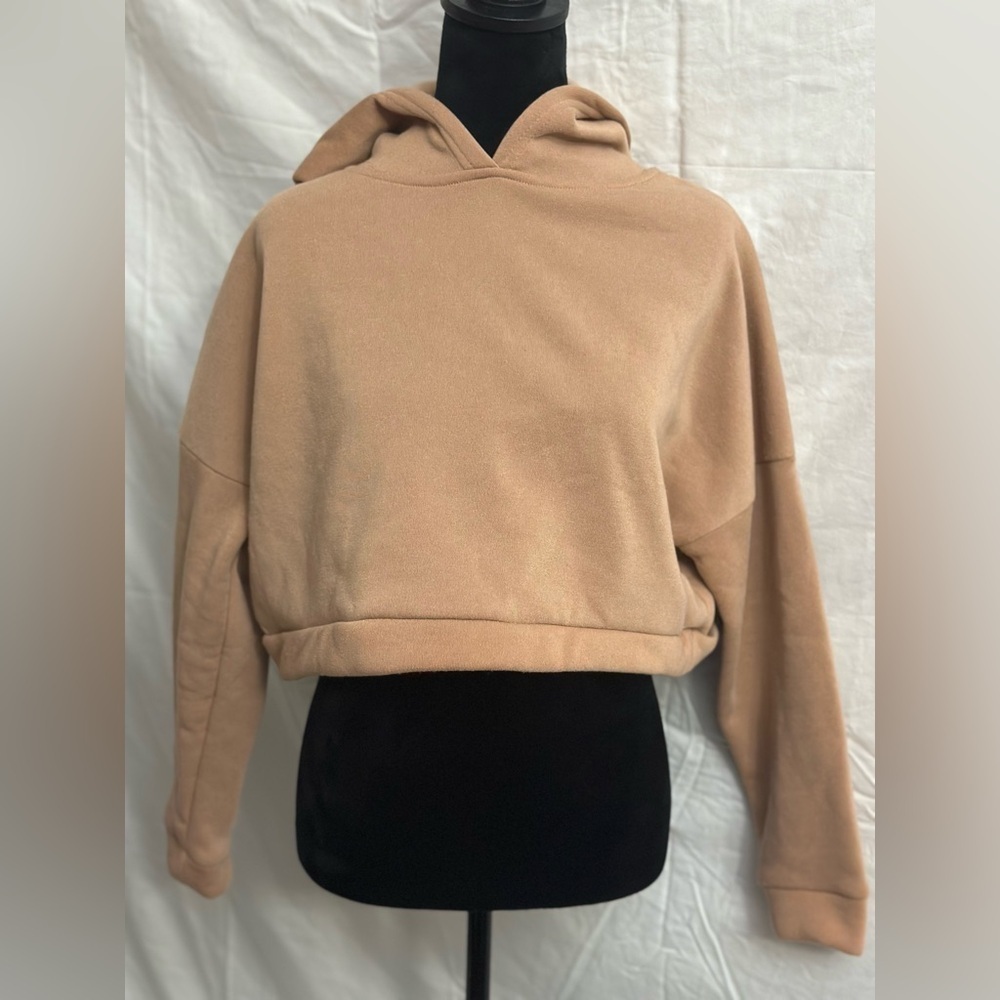 Cropped hoodie and shorts set